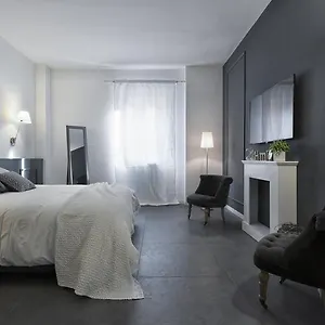 Vogue Visconti Appartamento Voghera