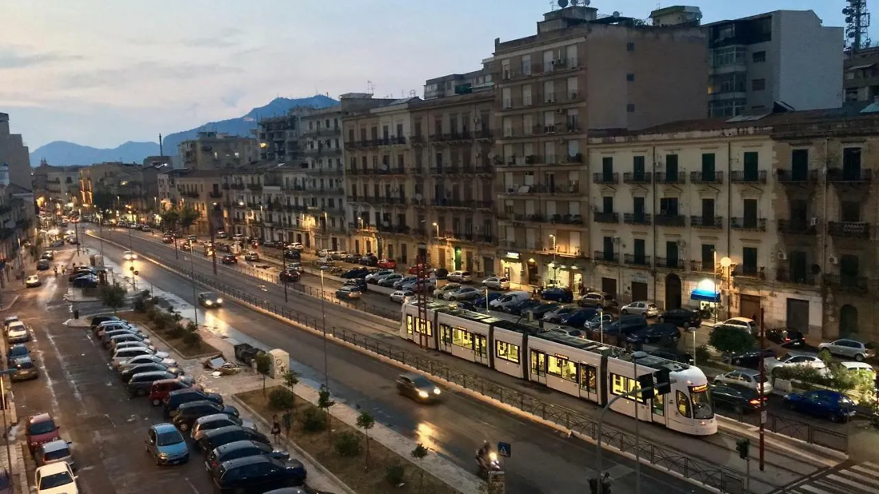 Suite Del Ponte Normanno Palermo 2*,